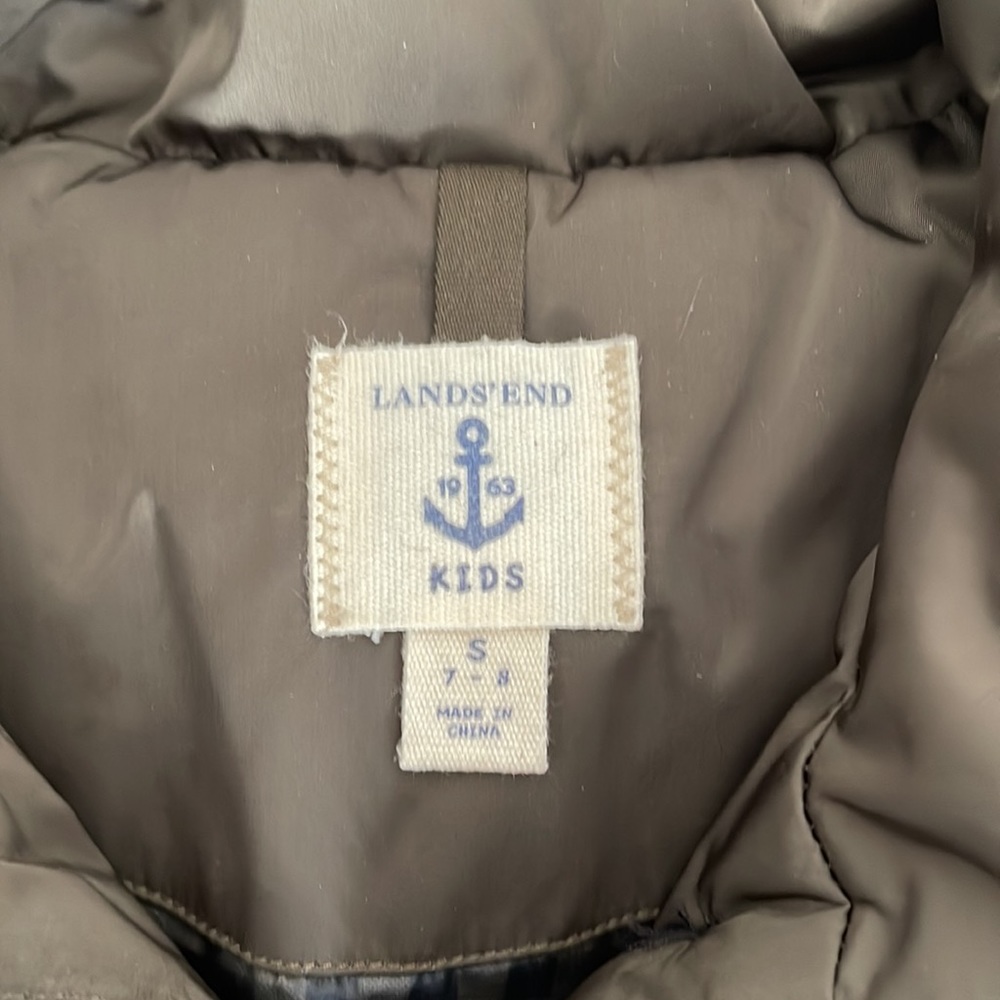 Girl’s down jacket - Picture 2 of 4